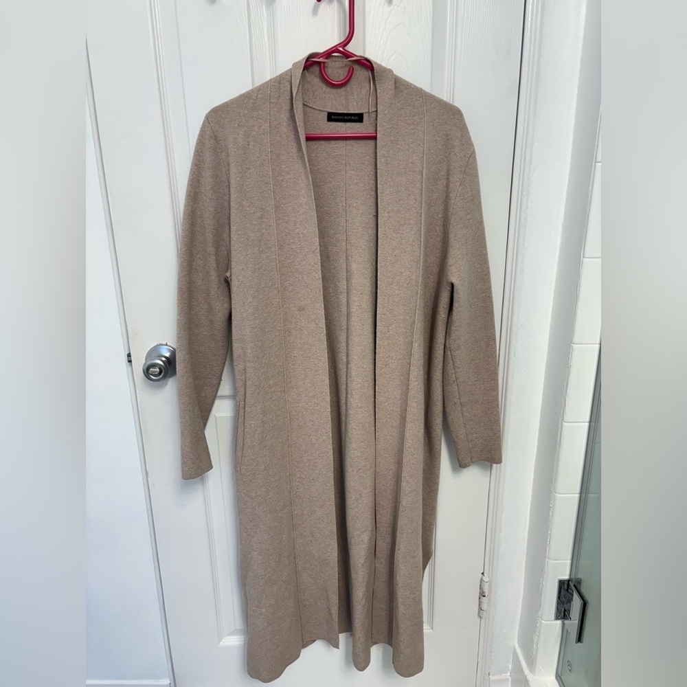 Banana Republic beige cardigan